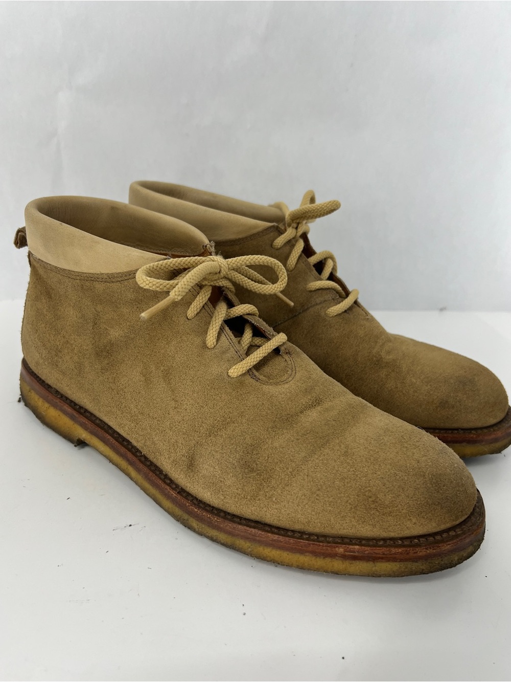 Willis & Geiger Classic Men's Suede Chukka Boots in Tan